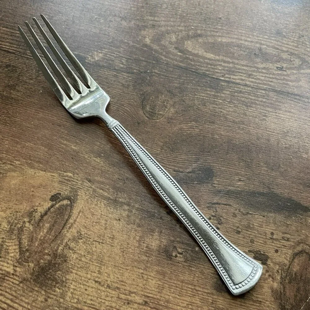 Mikasa Chadwick Bead Dinner Fork 8 1/8